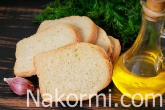 Как сделать домашние сухарики из хлеба и батона в духовке